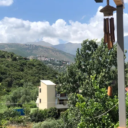 Kiparissi Daire Himarë
