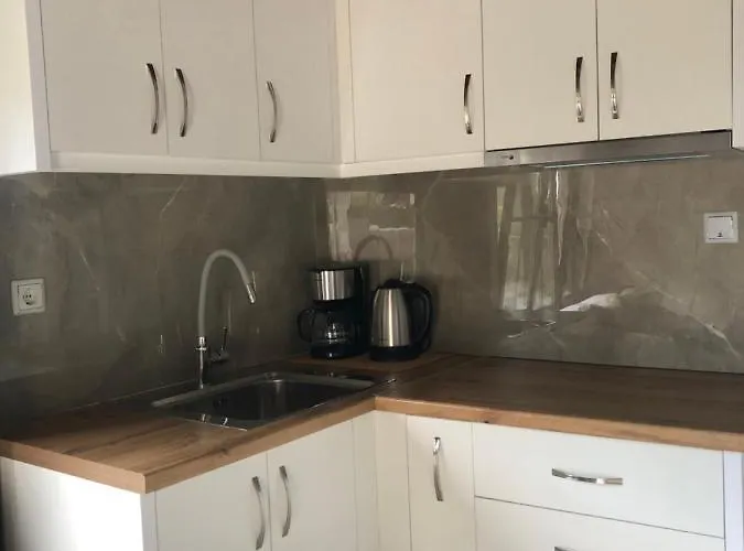 Διαμέρισμα Kiparissi *