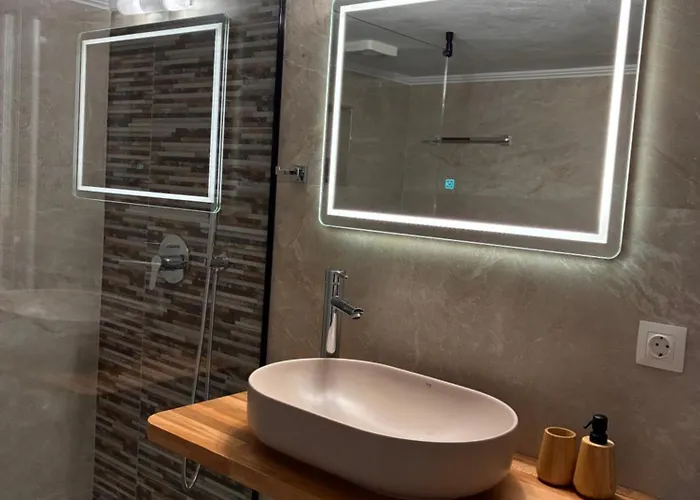 Kiparissi Himare